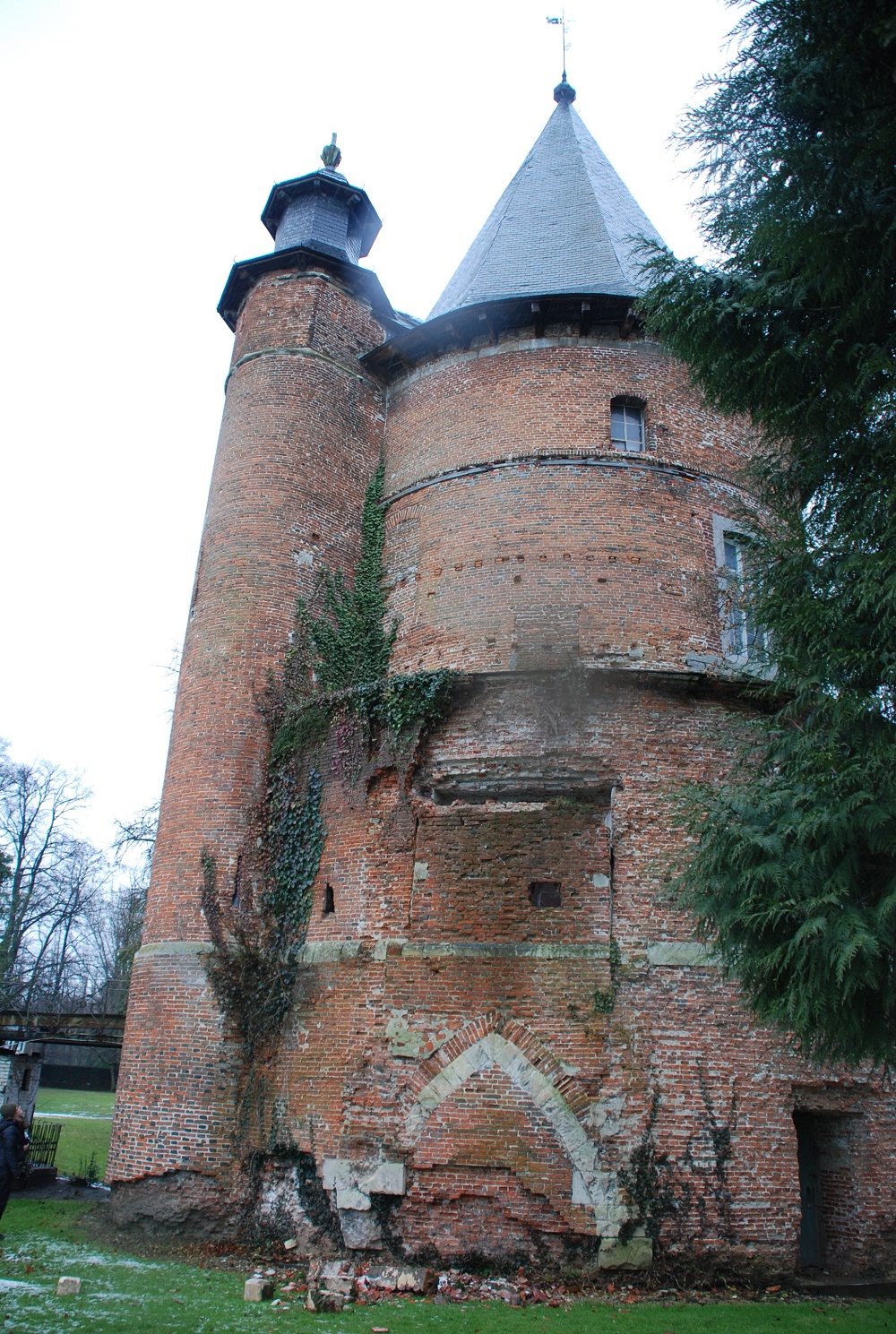 Materiaaltechnisch onderzoek - Donjon te Diepenbeek 1